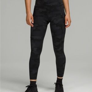 Lululemon Fast and Free 25” Size 2 Camo
